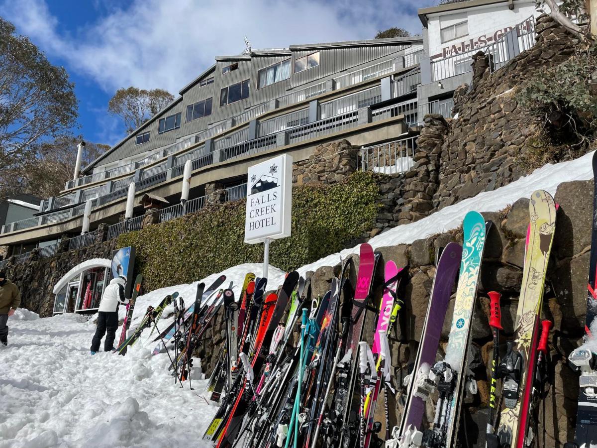 Falls Creek Hotel Kültér fotó